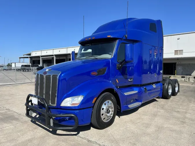 2021 Peterbilt 579