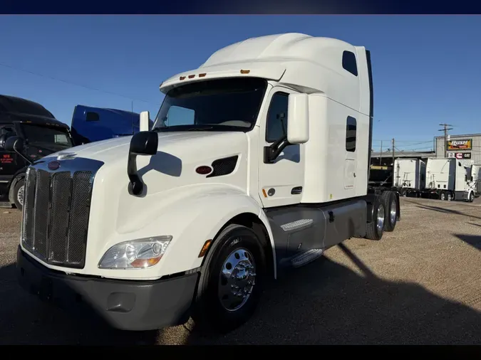 2021 Peterbilt 579b5b4bc233b2b33913ff907633b27b204