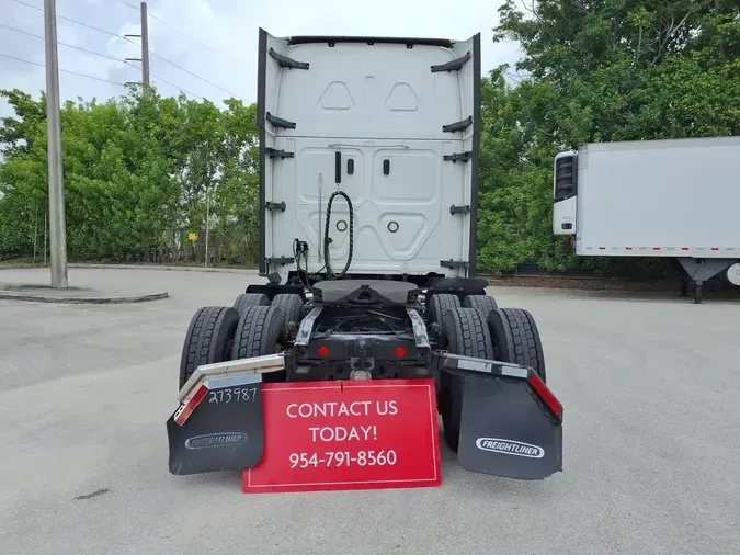 2020 FREIGHTLINER NEW CASCADIA PX12664