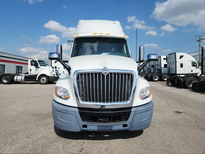 2018 NAVISTAR INTERNATIONAL LT625 SLPR CAB