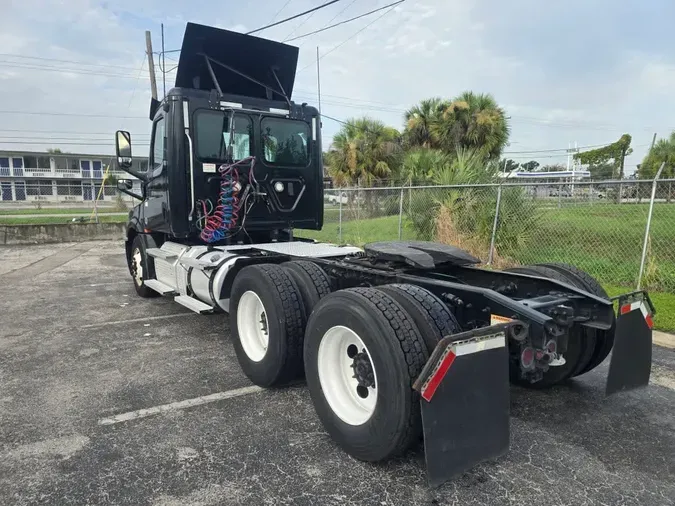 2020 FREIGHTLINER/MERCEDES NEW CASCADIA PX12664b5bb33ec4c9ae2d08342f3ea680c3f68
