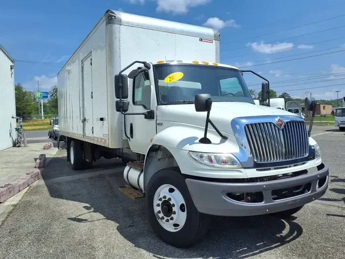 2021 NAVISTAR INTERNATIONAL MV607 (4X2)