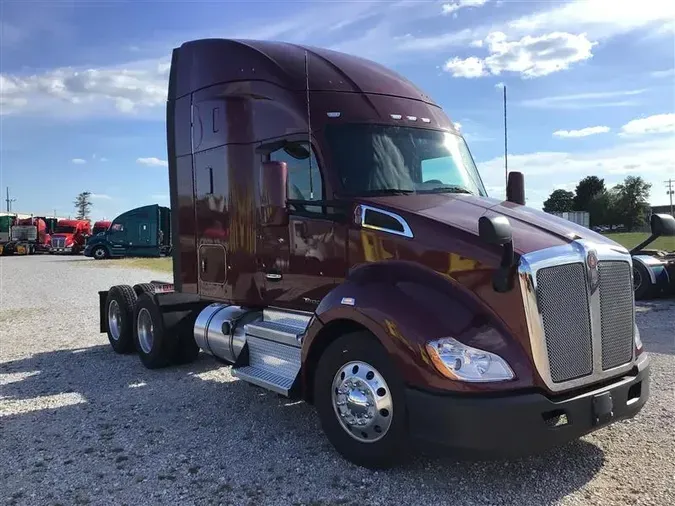 2021 KENWORTH T680