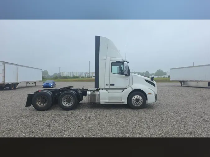 2020 Volvo VNL300b5c375a84c5656983e1f351bcb25eb37