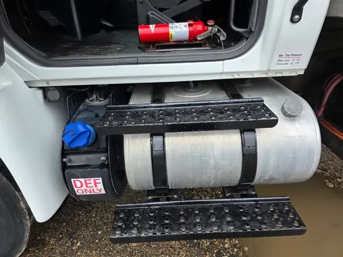 2019 NAVISTAR INTERNATIONAL 4300