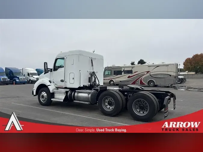 2020 KENWORTH T880