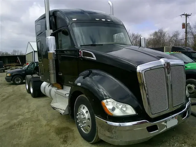 2019 KENWORTH T680b5c9837ab433563303acb13aba40d131