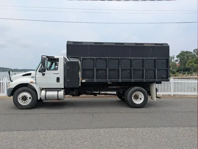 2012 INTERNATIONAL 4300
