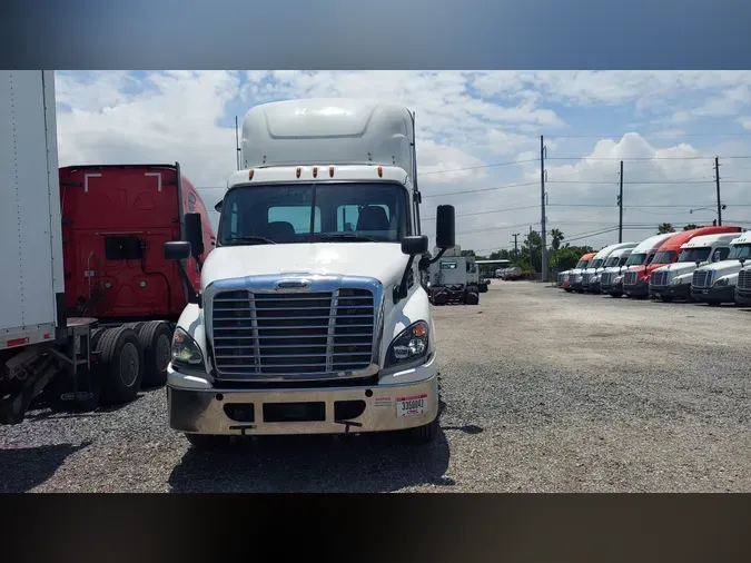 2018 FREIGHTLINER/MERCEDES CASCADIA 113