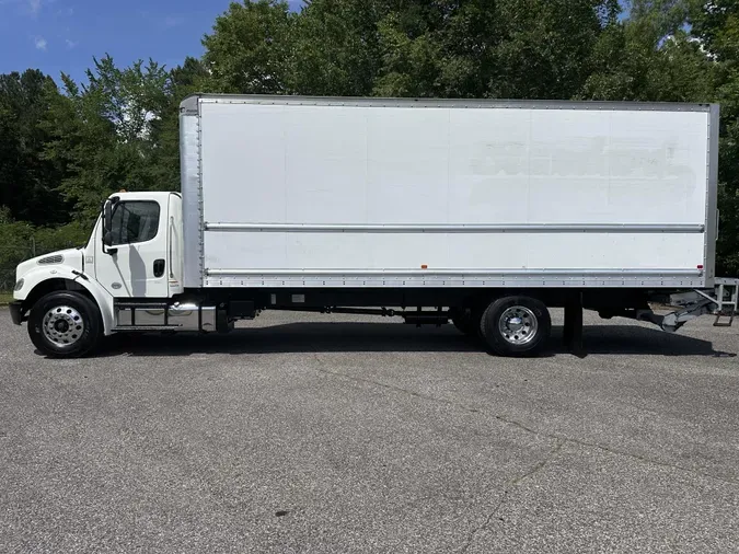 2019 Freightliner Business Class M2 106