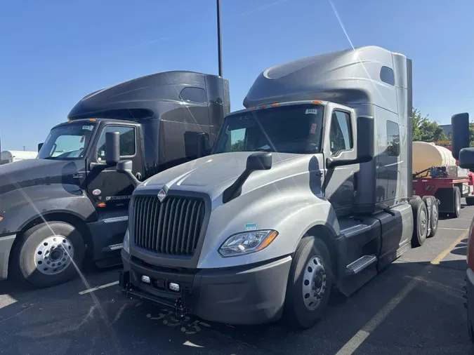 2022 International LT625b5d1f82cee1387afb6ee0a788f686090