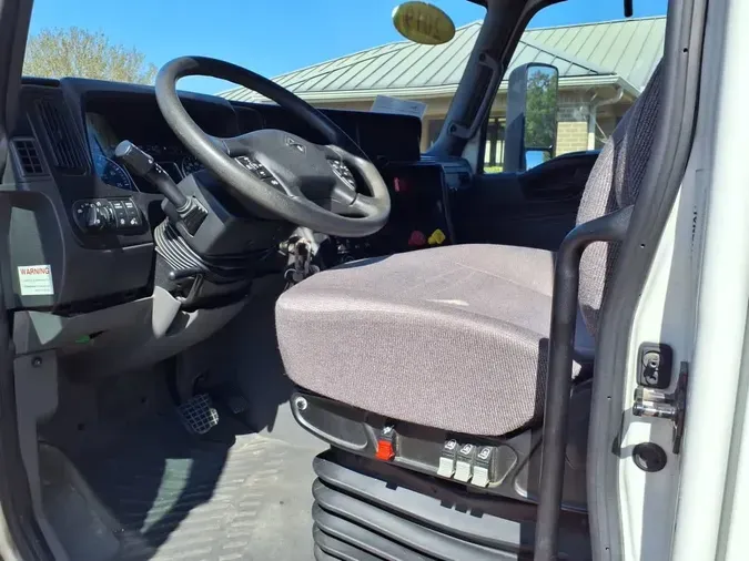 2019 NAVISTAR INTERNATIONAL LT625 SLPR CAB