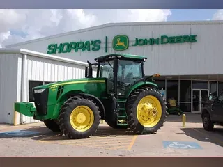 2019 John Deere 8245R