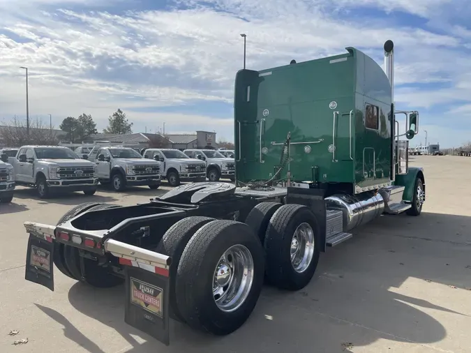 2024 Peterbilt 389b5d63642141976cbabc1cebb470446d1