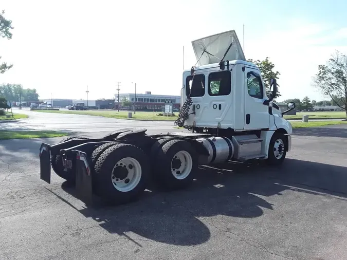 2019 FREIGHTLINER/MERCEDES NEW CASCADIA PX12664b5d685807caf7f261c7195a8a955509c