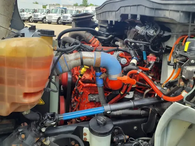 2020 NAVISTAR INTERNATIONAL MV607 (4X2)