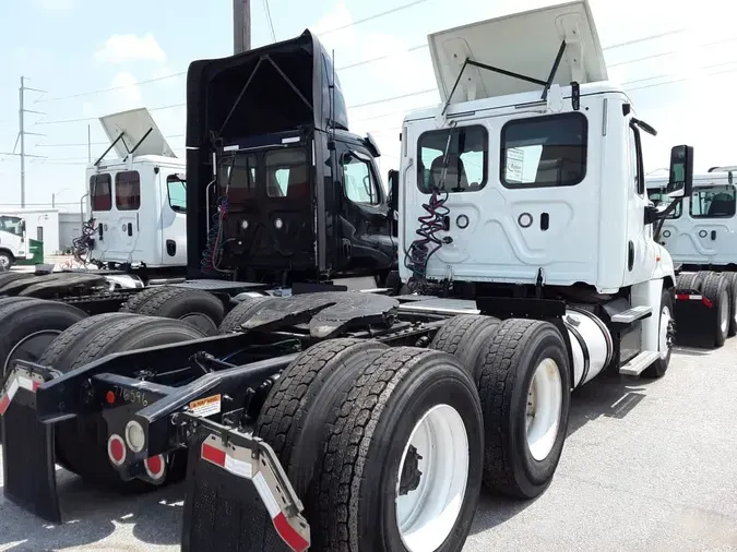 2018 FREIGHTLINER CASCADIA 125