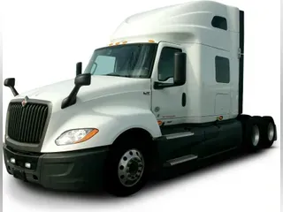 2022 International LT625