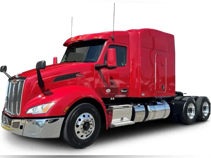2022 Peterbilt 579b5dcdcd24456409064aa43070114e044