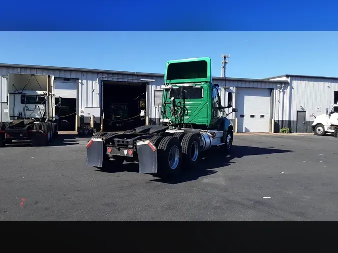 2020 International LTb5e3e3a6cb0434e95926d72082bbdfe6