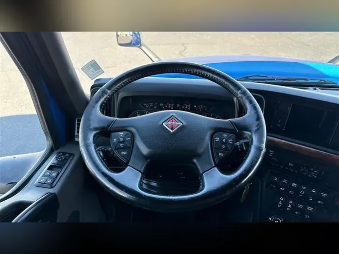 2020 INTERNATIONAL LT