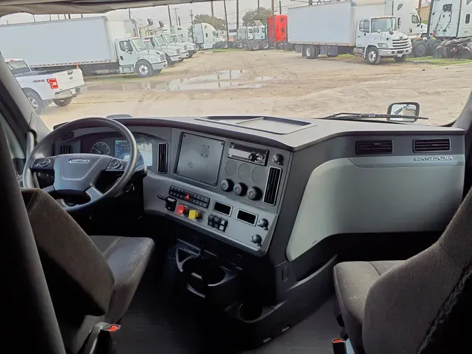 2019 FREIGHTLINER/MERCEDES NEW CASCADIA PX12664