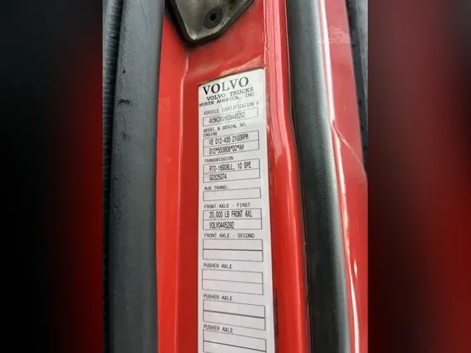 2005 VOLVO VHD84B200b5e53eaec7a2ddee32c1523783f05ee2