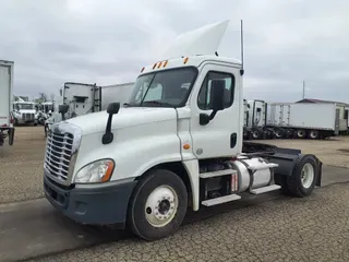 2015 FREIGHTLINER/MERCEDES CASCADIA 125