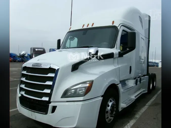 2021 FREIGHTLINER Cascadia 126b5e72e715855a79e3f087282affbfaaf