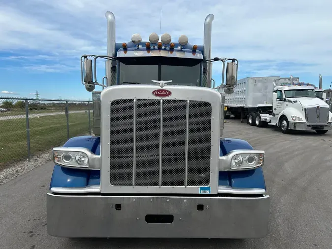 2020 Peterbilt 389