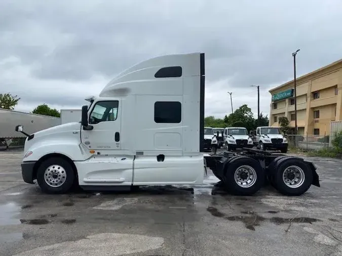 2020 International LT625
