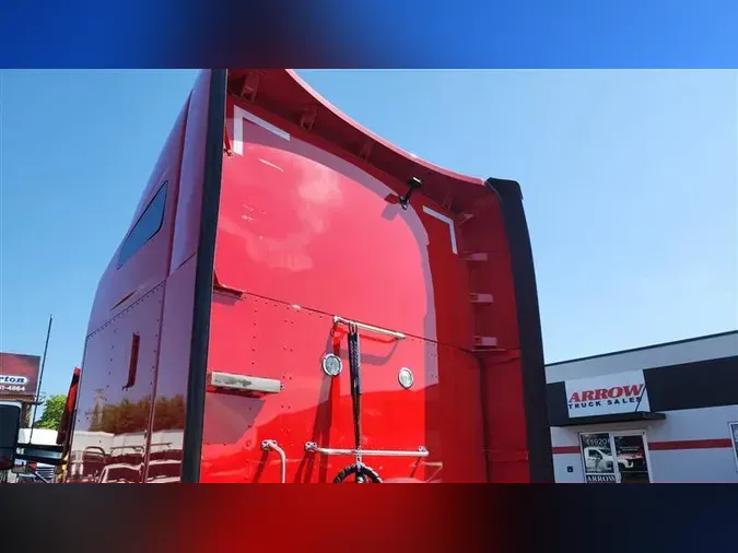 2022 KENWORTH T680