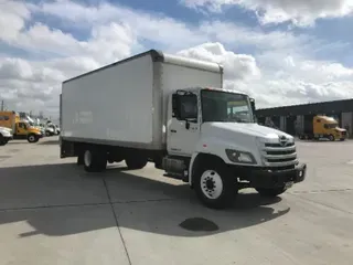 2017 HINO TRUCK 268