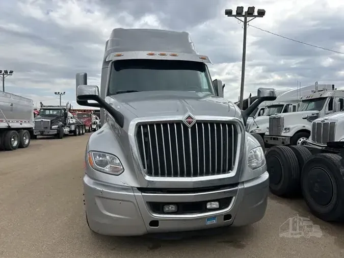 2022 INTERNATIONAL LT