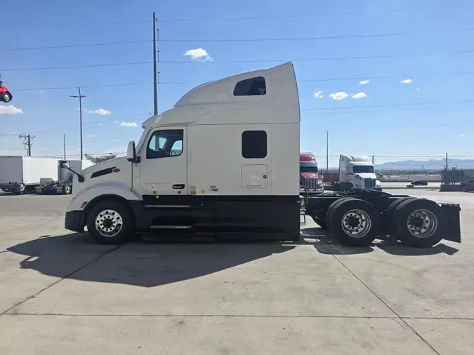 2022 Peterbilt 579b5f7e52deb6ff97001407855f975052f