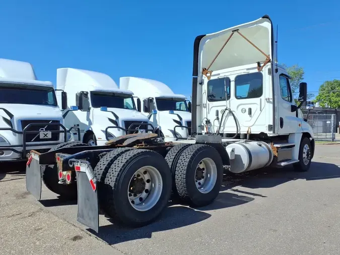 2018 FREIGHTLINER CASCADIA 125