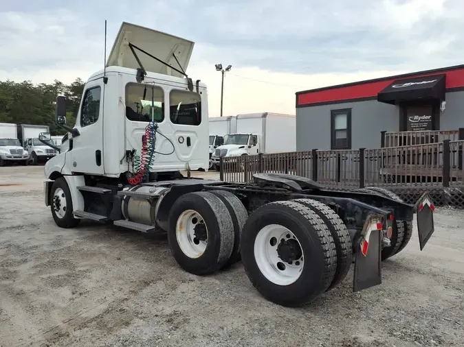 2020 FREIGHTLINER/MERCEDES NEW CASCADIA PX12664b5fdcc275557ce93ebeb54c0a6e0bf39