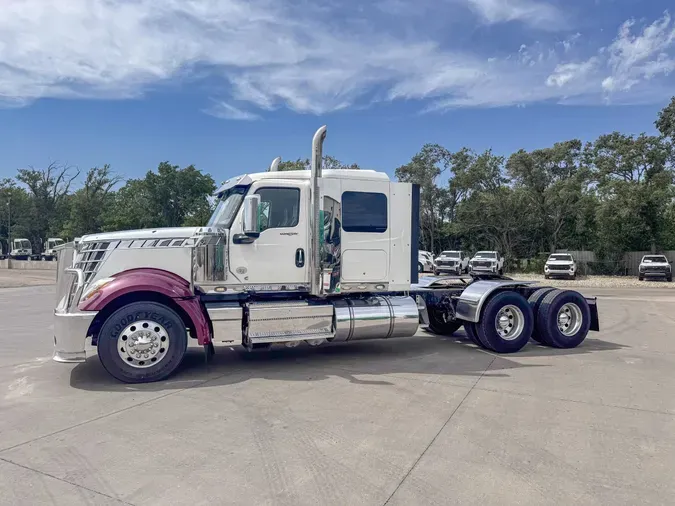 2019 INTERNATIONAL LoneStar