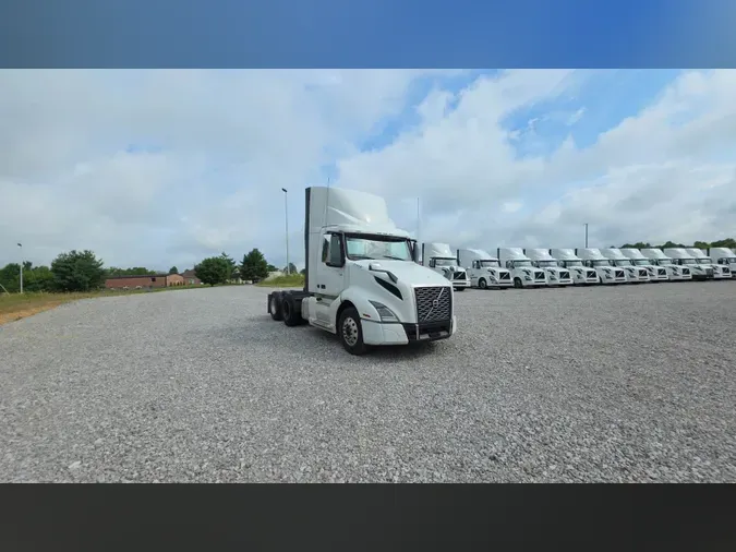 2018 Volvo VNL300b60375442ad1716f6362c0b8c0b7bc10