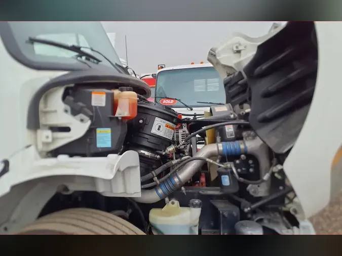 2018 FREIGHTLINER/MERCEDES M2 106