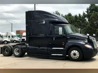 2022 INT LT625 6x4