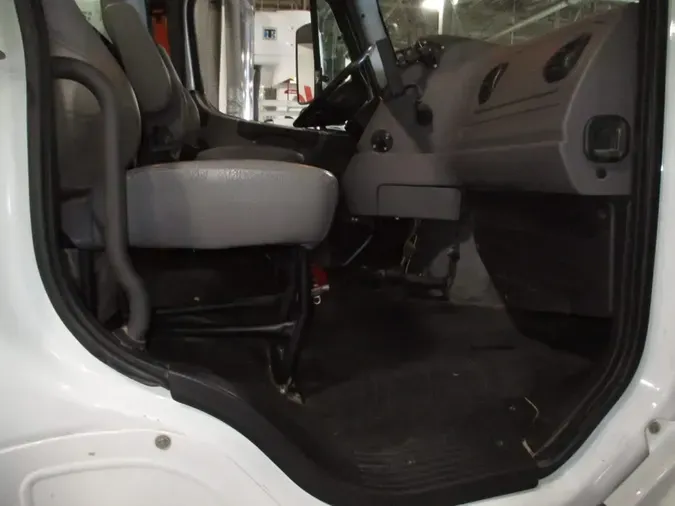 2019 FREIGHTLINER/MERCEDES 114SD