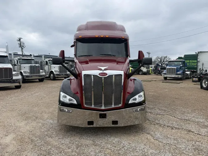 2023 Peterbilt 579