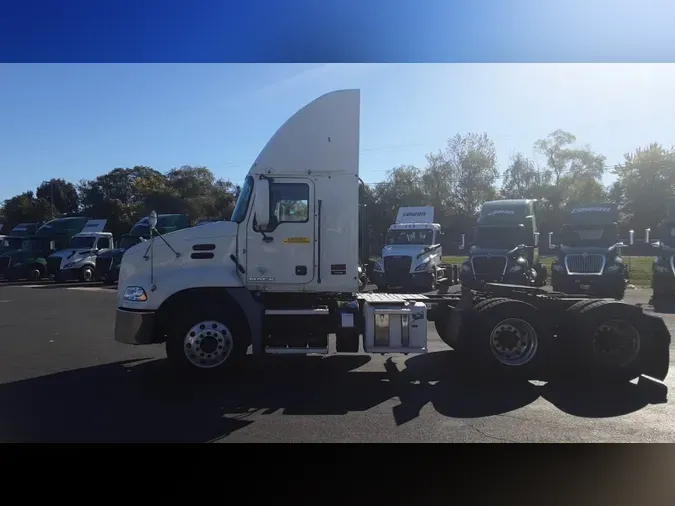 2018 Mack CXU (PINNACLE)