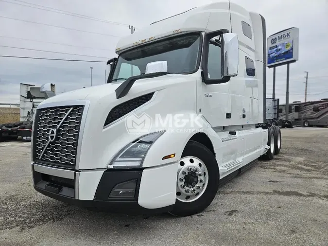 2022 VOLVO VNL64T760b60e4da2820c49d3bdf4ddc684d42596