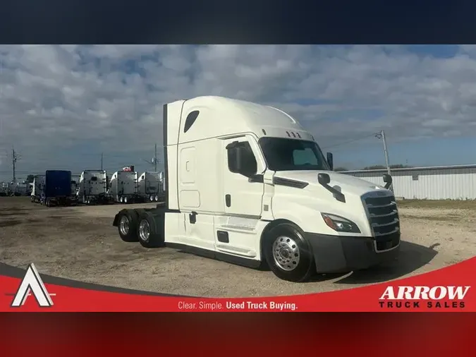 2021 FREIGHTLINER CA126