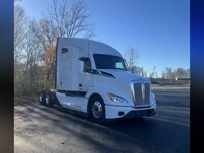 2025 Kenworth T680