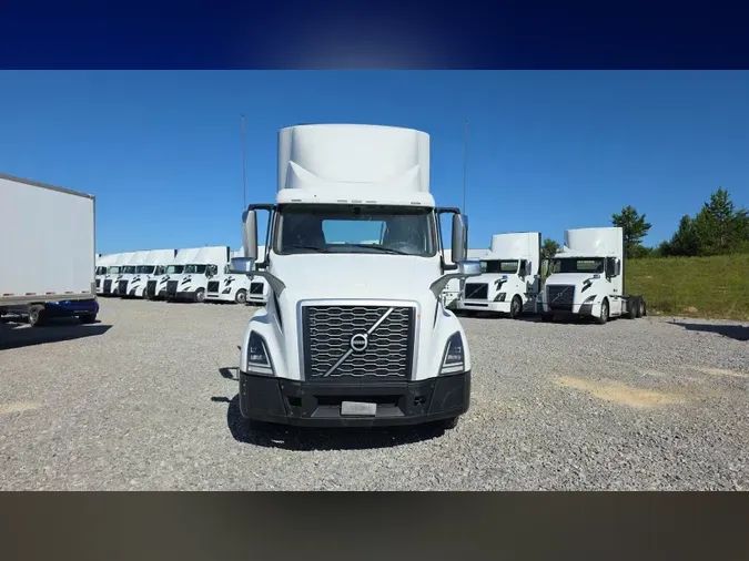 2019 Volvo VNL300