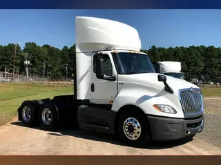 2021 INT LT625 6x4