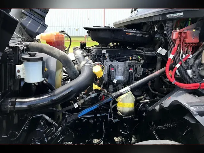2023 INT LT625 6x4